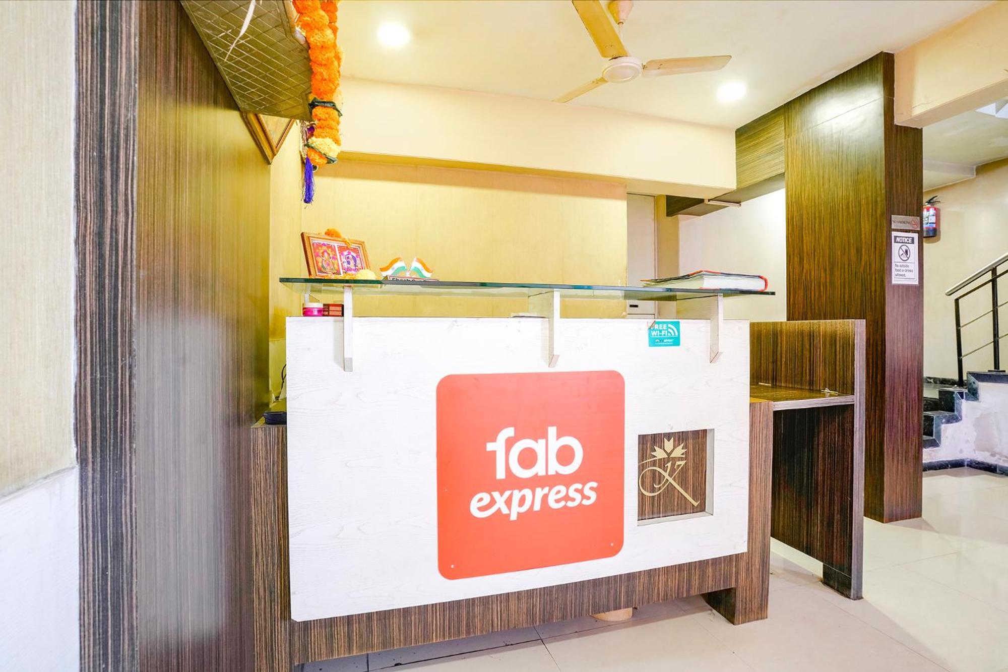מלון Fabexpress Kuber - Nr Apmc Vashi, נאווי מומבאי מראה חיצוני תמונה